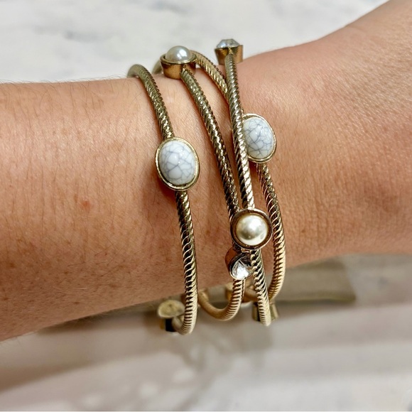 Jewelry - Silver Plated Faux Pearl, Howlite, and Rhinestone Bangles, Set of (4) LIKE NEW